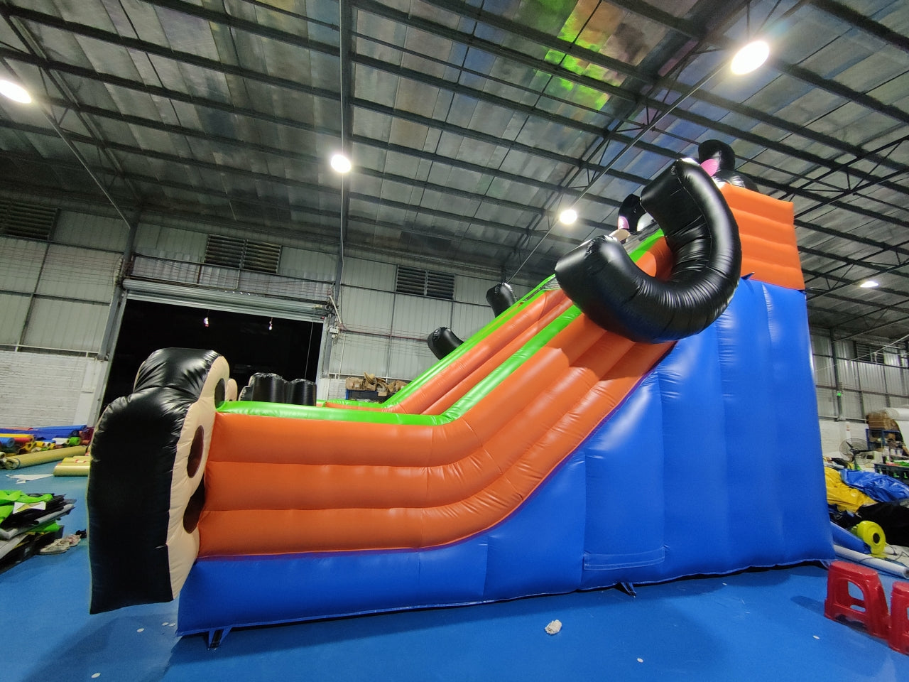 Tobogán Inflable Temático Tazmania