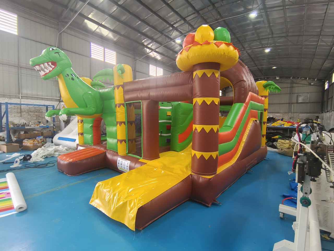 Castillo Inflable Temático Dinasauro