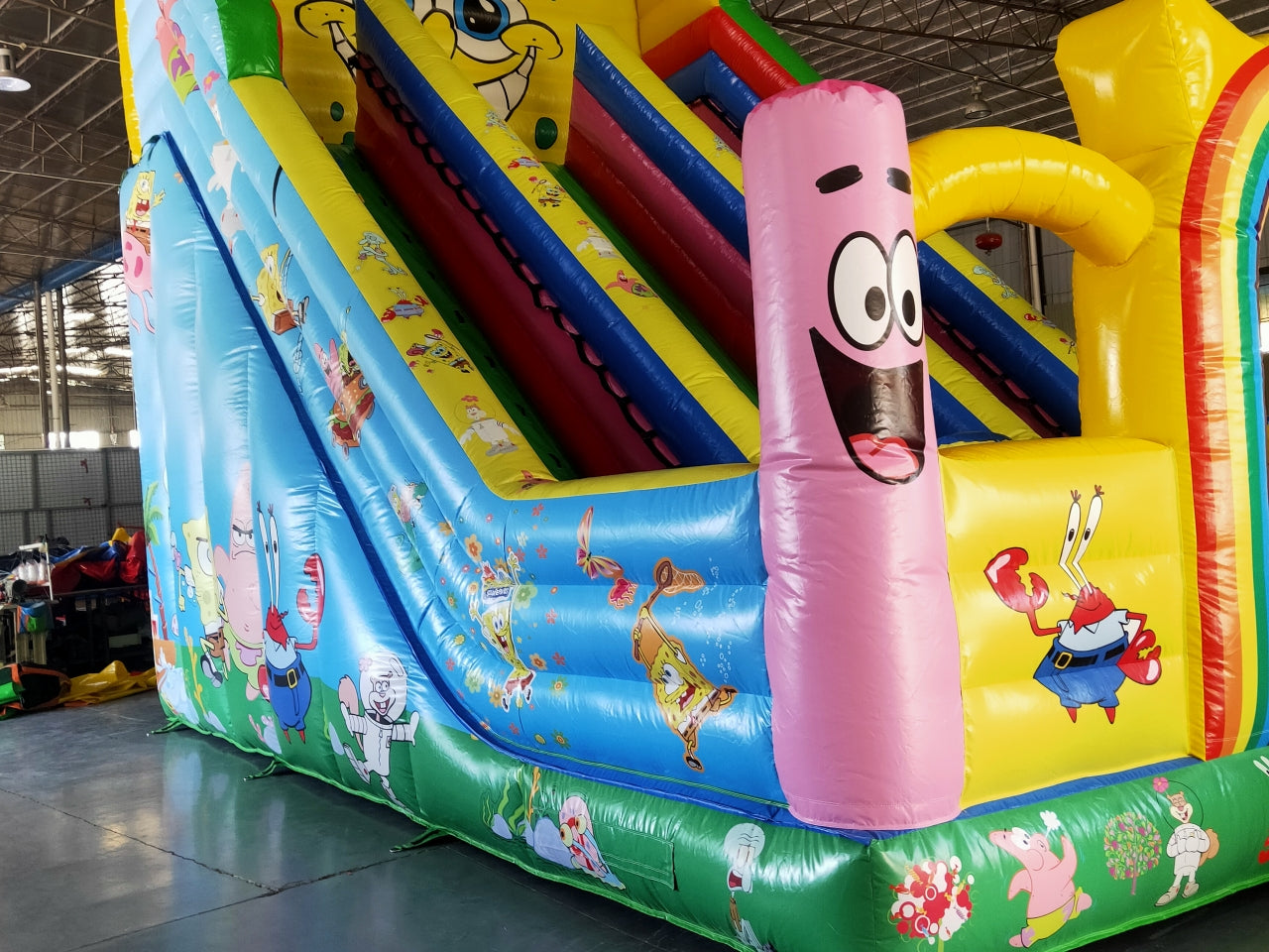 Tobogán Inflable Gigante Temático Bob Esponja