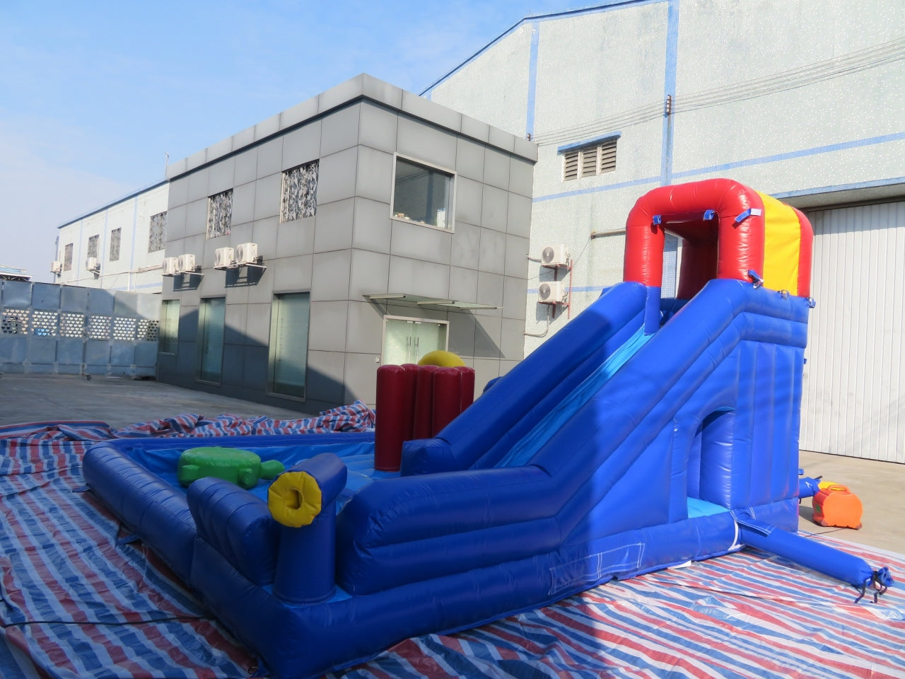 Tobogán Inflable Acuático Con Piscina Gigante