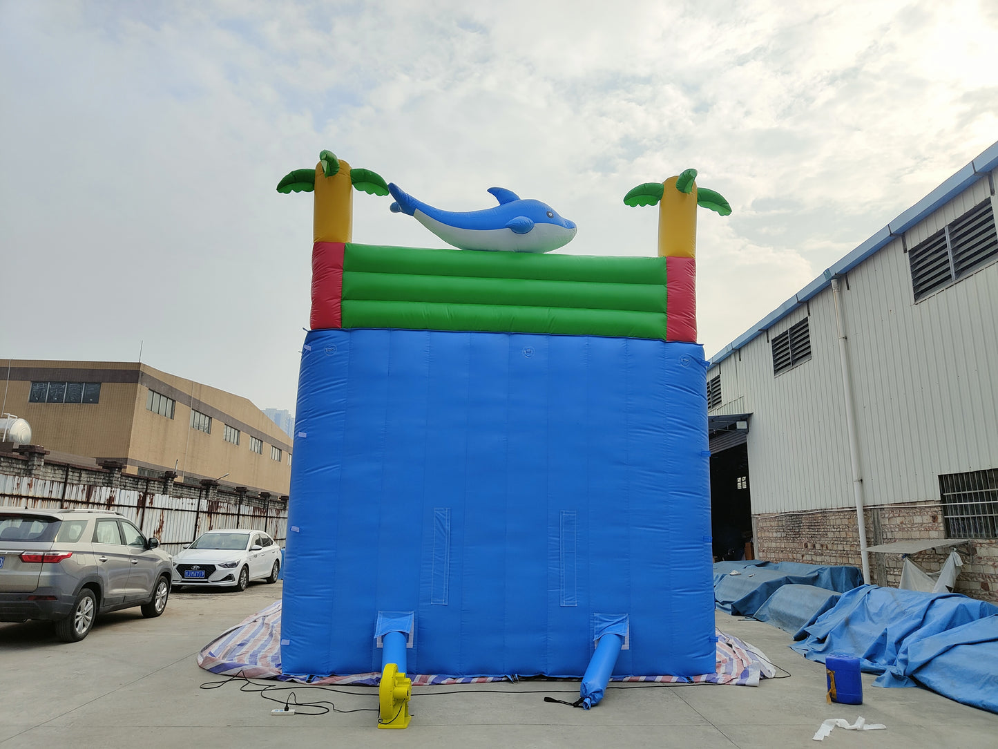 Inflatable Slide With Swimming Pool