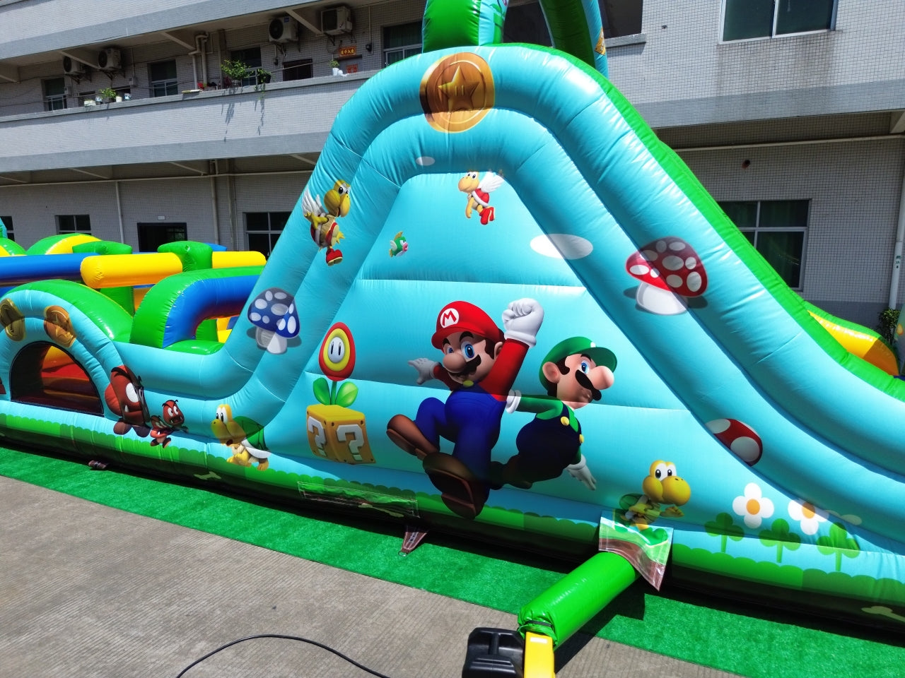 Obstáculo Inflable Temático Mario Bros 21m De Largo
