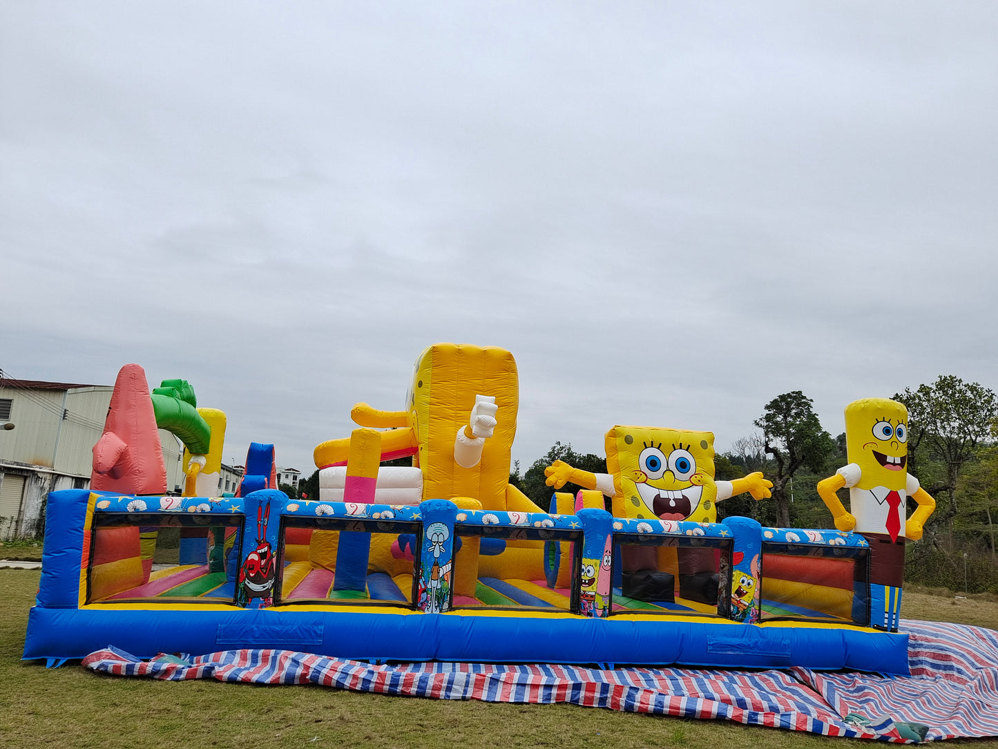 Parque Inflable Gigante Temático Bob Esponja