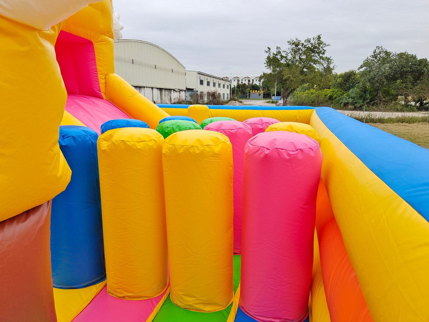 Parque Inflable Gigante Temático Bob Esponja