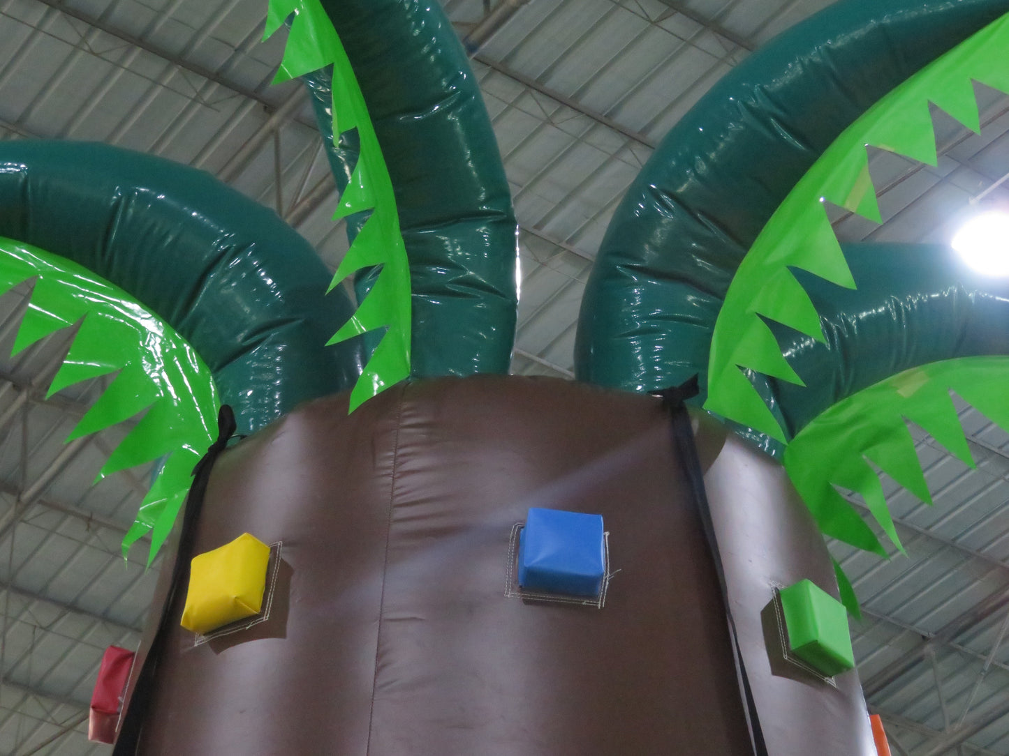 Inflatable Climbing Island Aquarium Topic