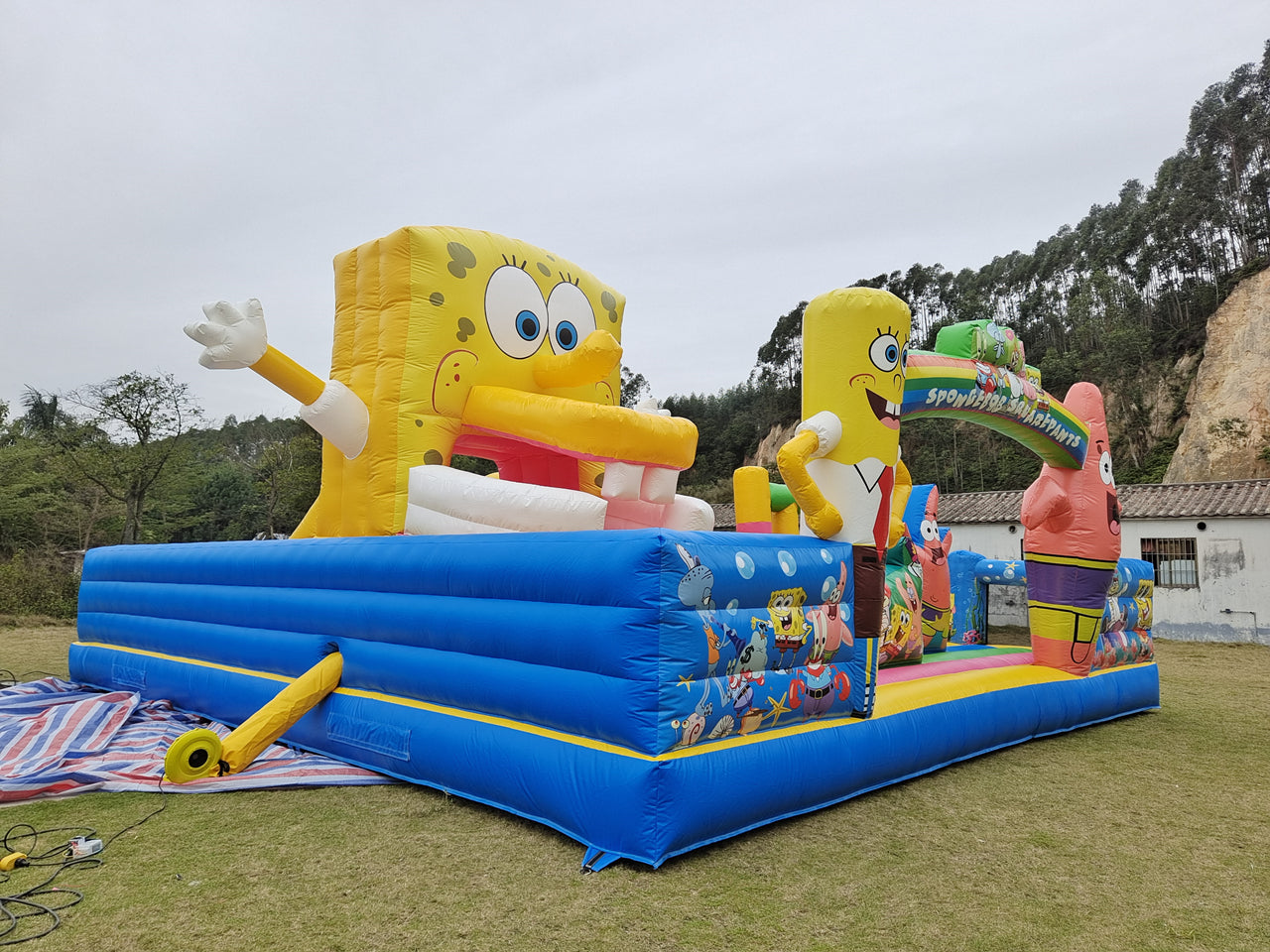 Inflatable Funcity Theme Park Sponge Bob 8m Dimension