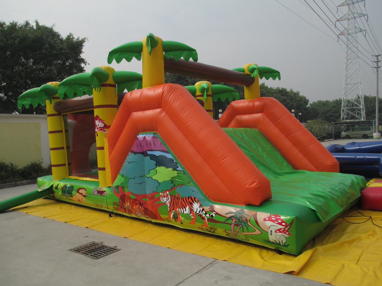 Inflatable Tiger Obstacle Course