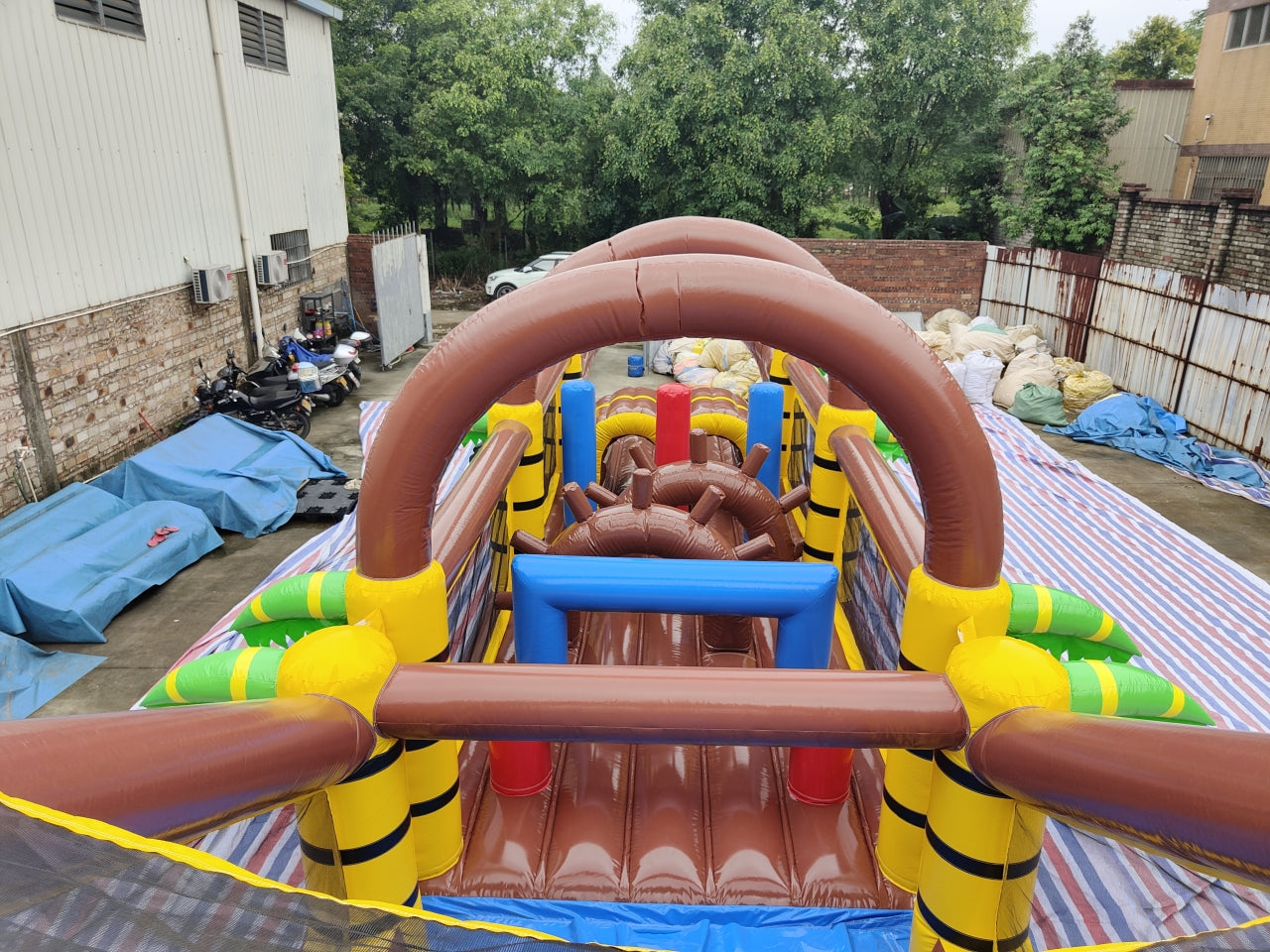 Obstáculo Inflable Gigante Temático Barco Pirata