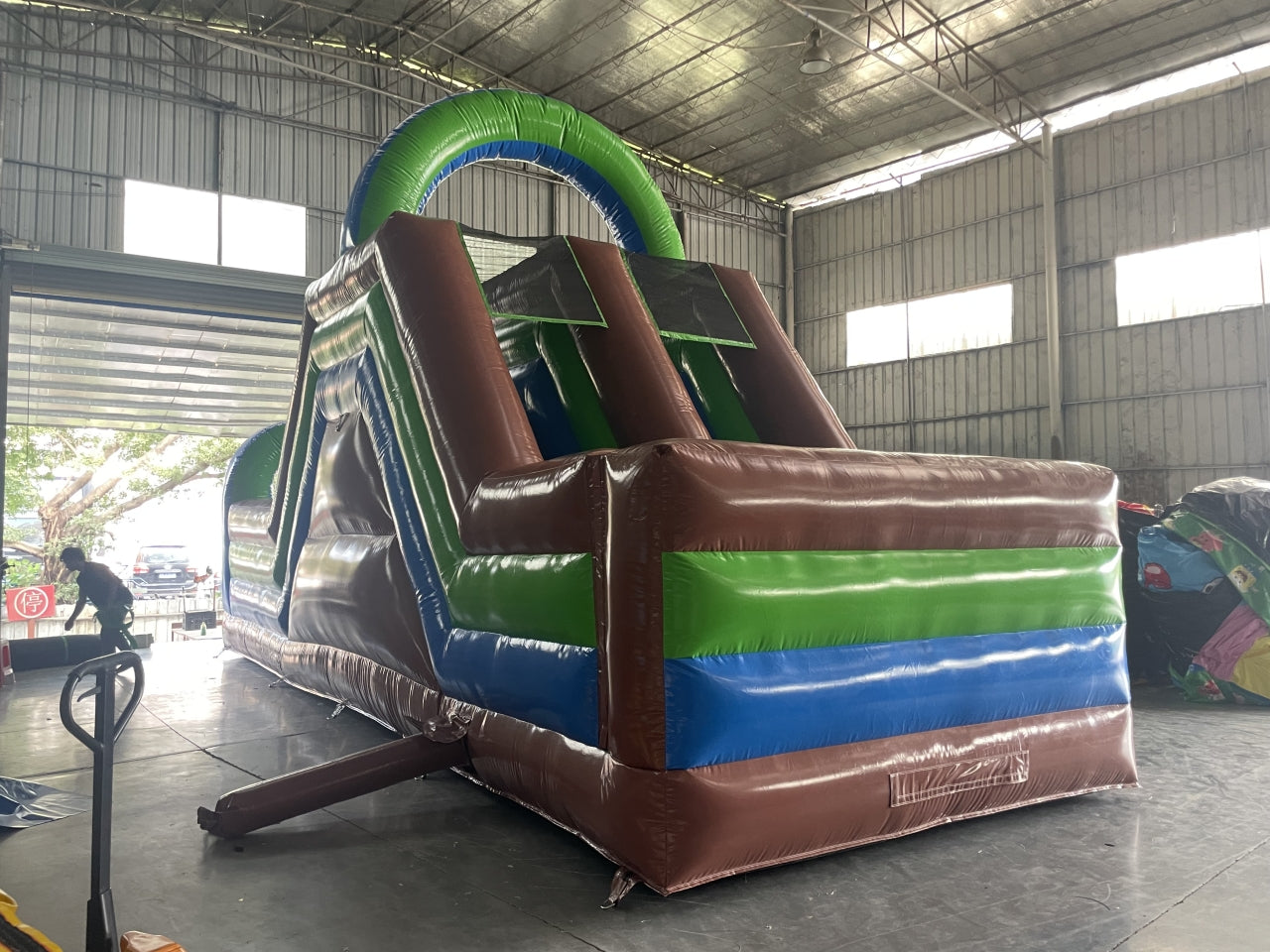 Obstáculo Inflable Con Tres Barandas 10m De Largo