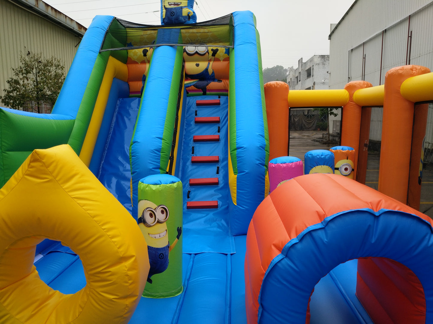 Inflatable Minion Bouncer