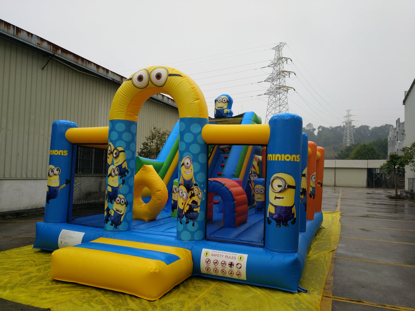 Inflatable Minion Bouncer