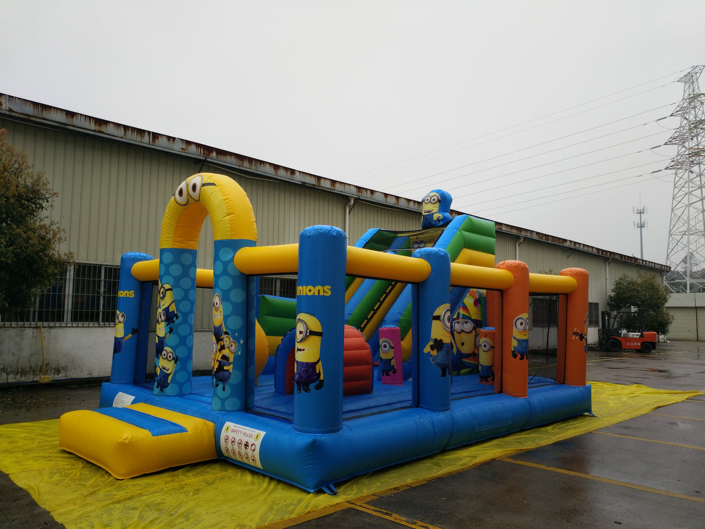 Inflatable Minion Bouncer