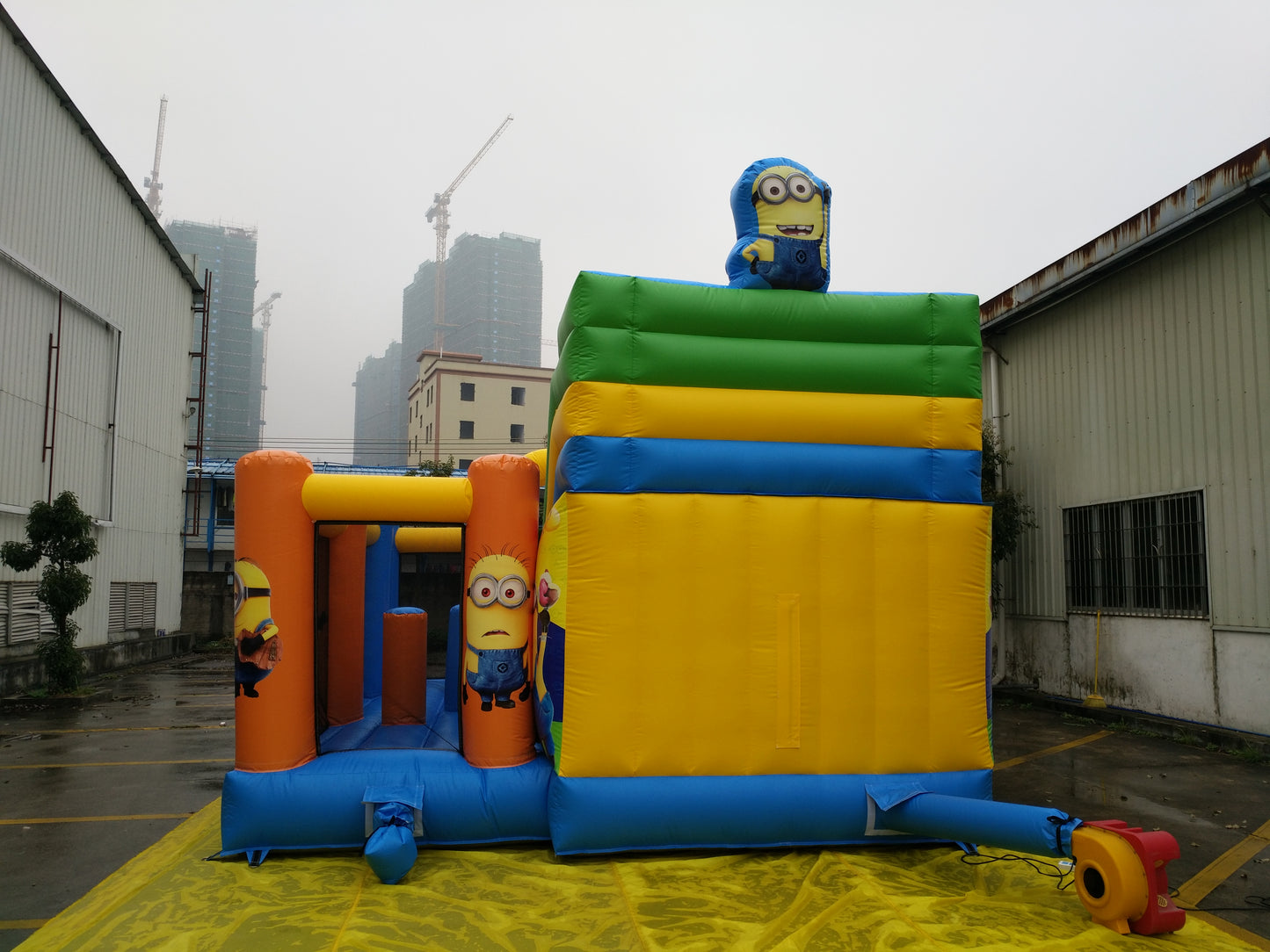 Inflatable Minion Bouncer