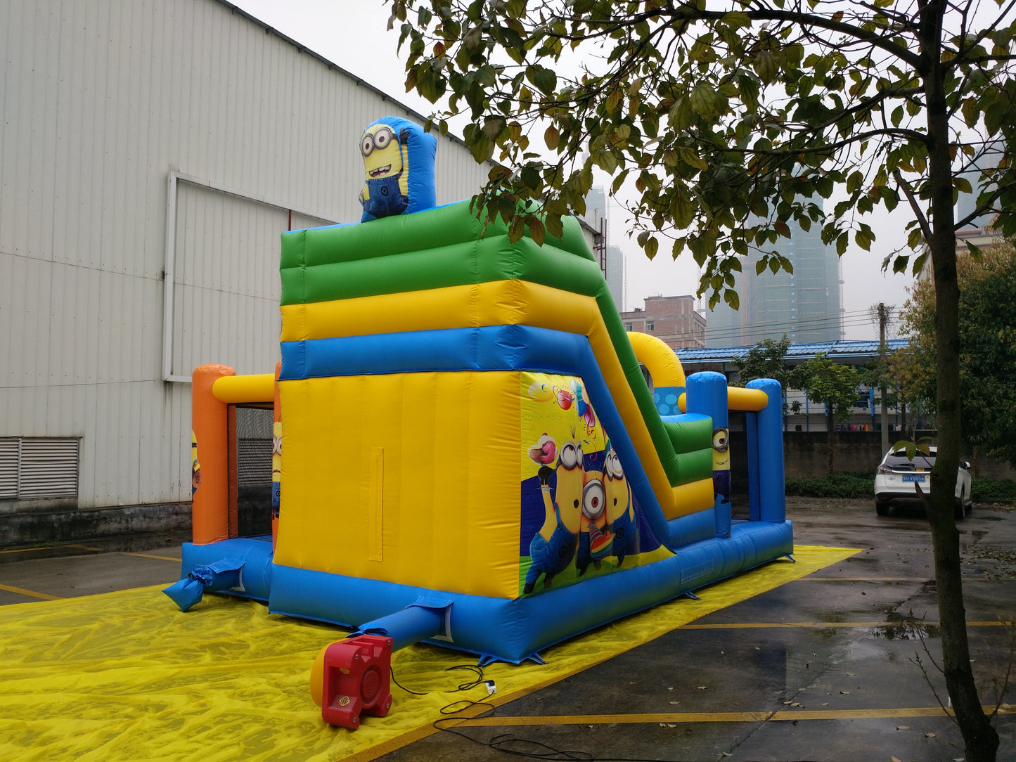 Inflatable Minion Bouncer