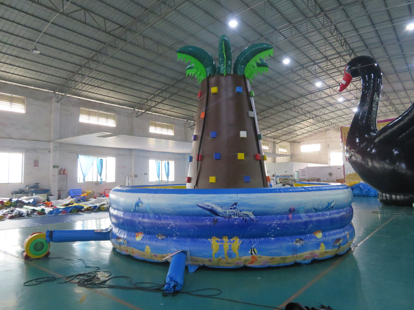 Inflatable Climbing Island Aquarium Topic